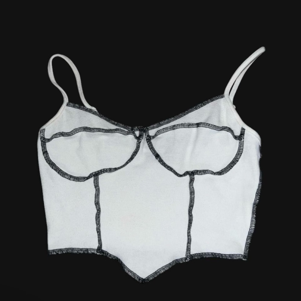 Black and white crop top